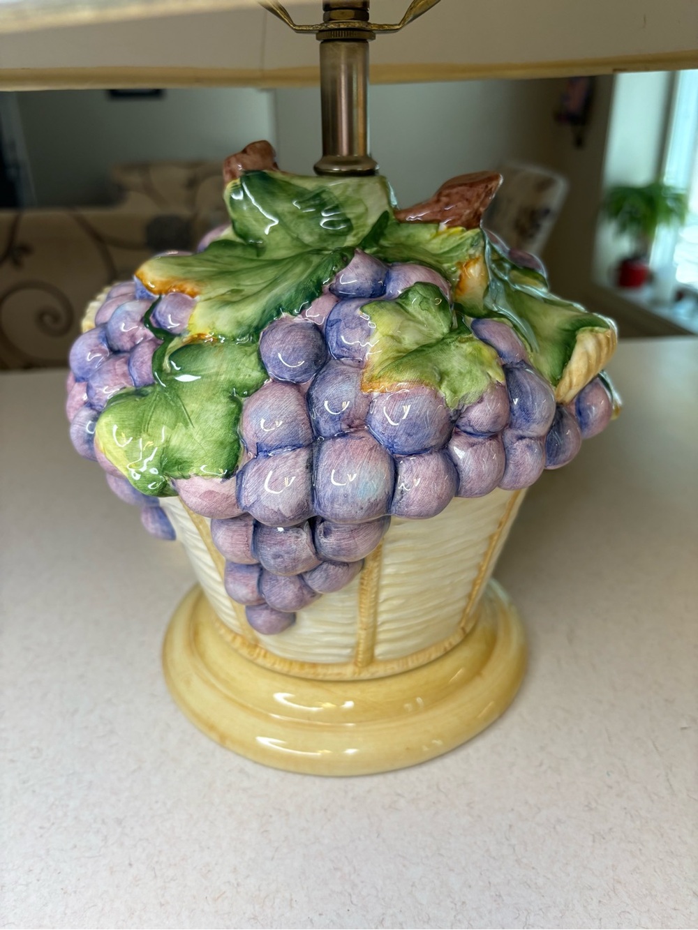 Vintage Mid-20th-Century Italian Ceramic Majolica Table Lamp - Picture 2 of 13